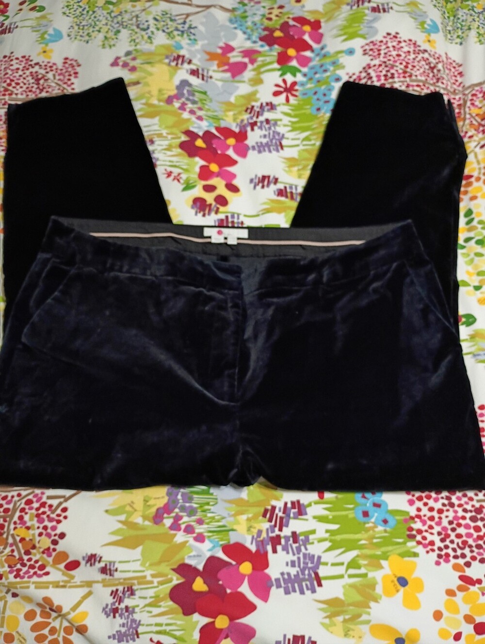 Boden Black Velvet Pants US Size 16